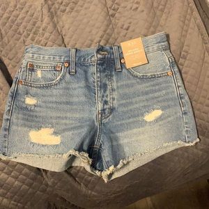 Madewell mid rise shorts
